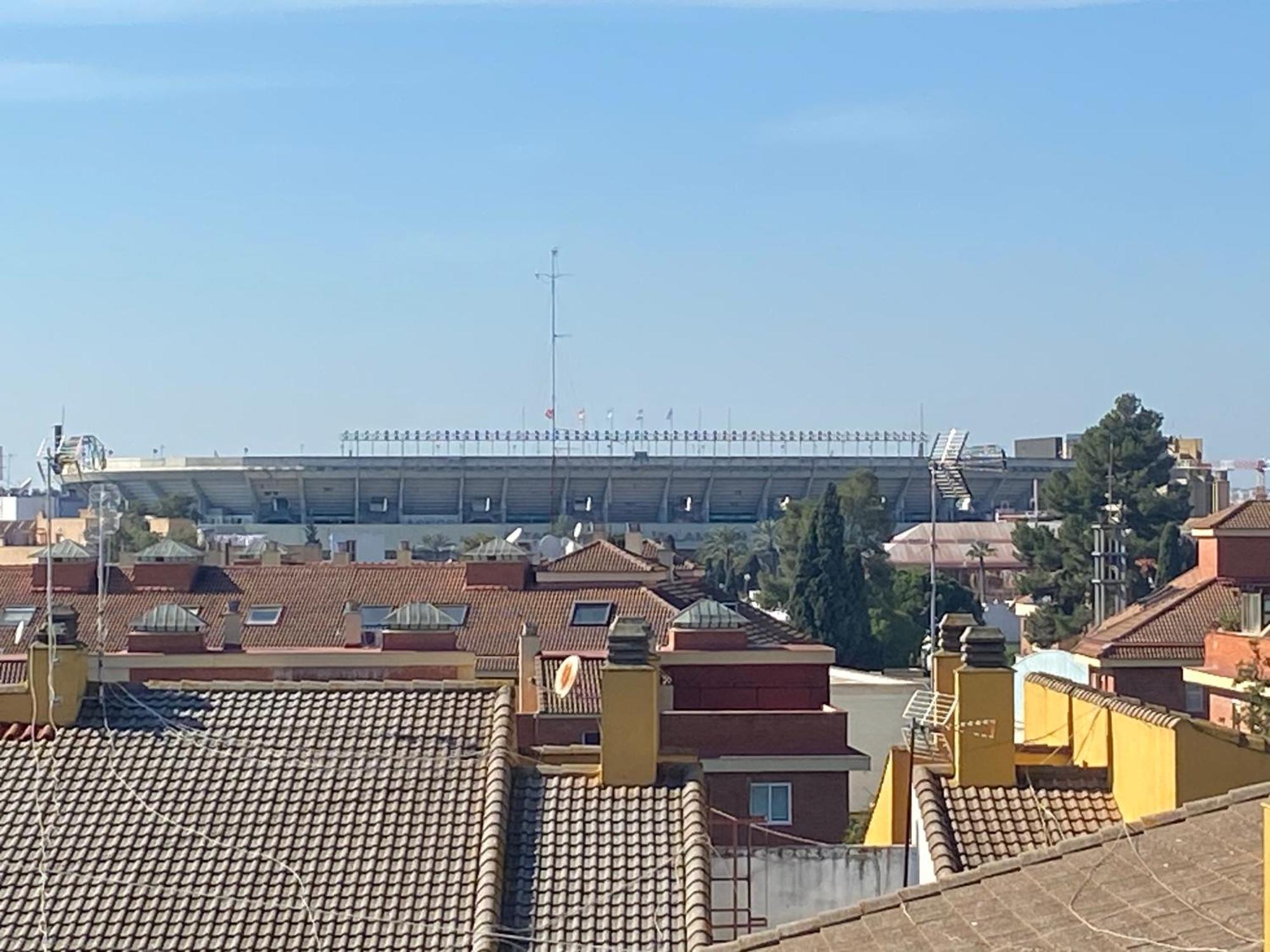 Shared Apartment! Piso Compartido! Общая Квартира! Sevilla Bagian luar foto