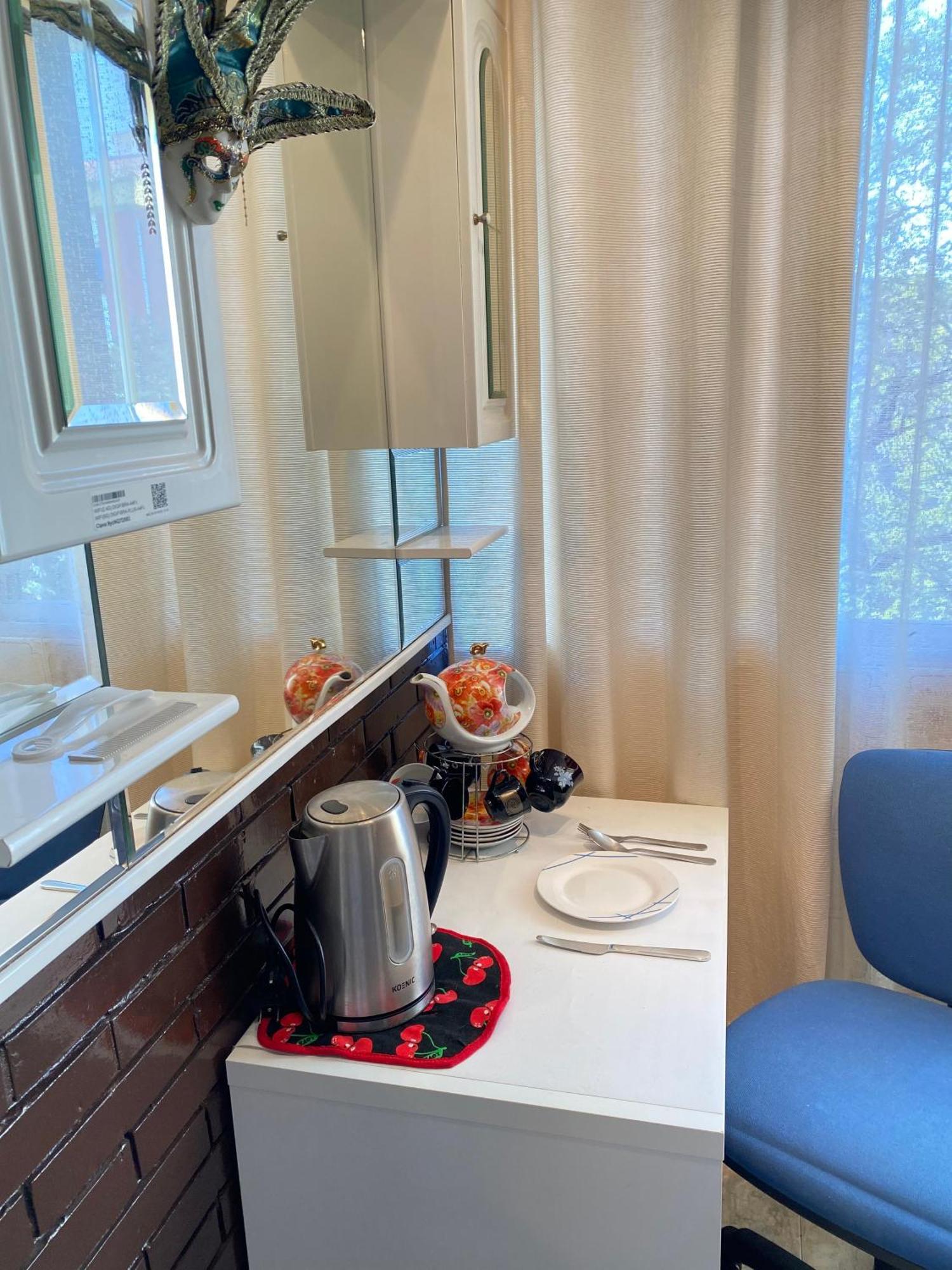 Shared Apartment! Piso Compartido! Общая Квартира! Sevilla Bagian luar foto