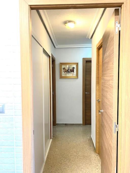 Shared Apartment! Piso Compartido! Общая Квартира! Sevilla Bagian luar foto